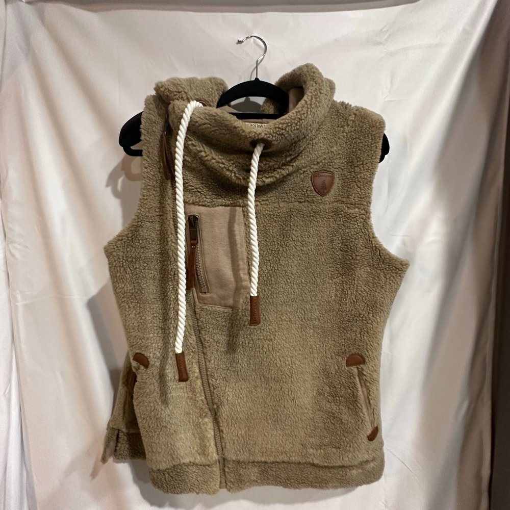 Sherpa lined vest